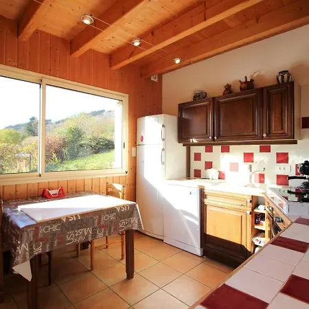 Mont-dore : Spacieux Avec Parking Et Grand Terrain - Fr-1-608-106 Chalet Le Mont-Dore